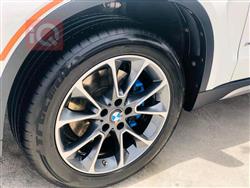 بی ئێم دەبڵیو X5